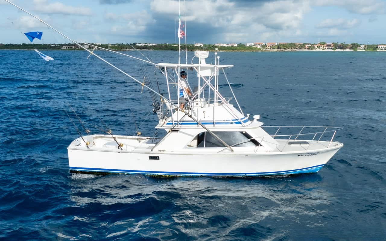 PY - 32 ft Blackfin Fishing Boat