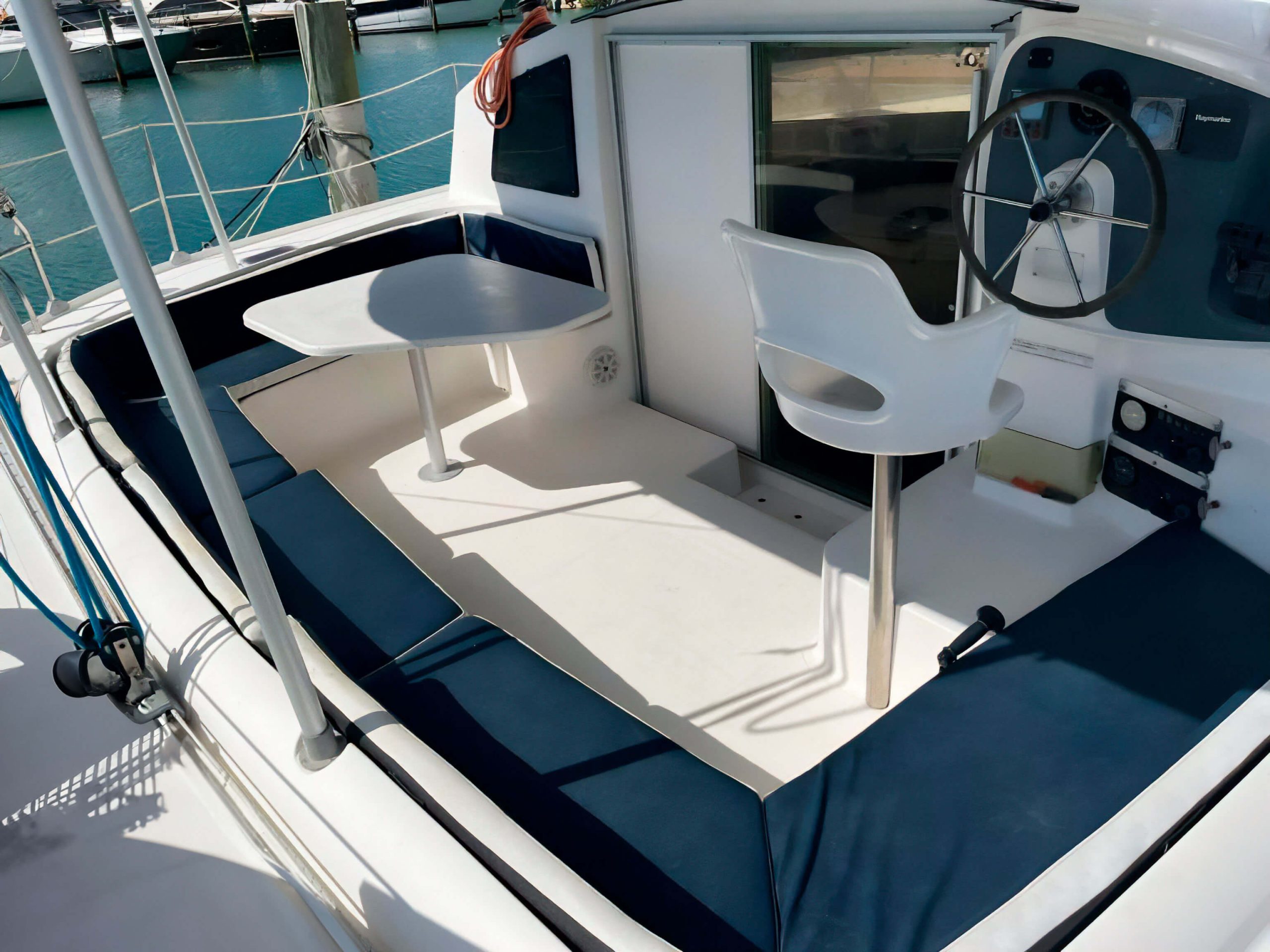 ECC - 38 ft Catamaran Happy Wind Catamaran