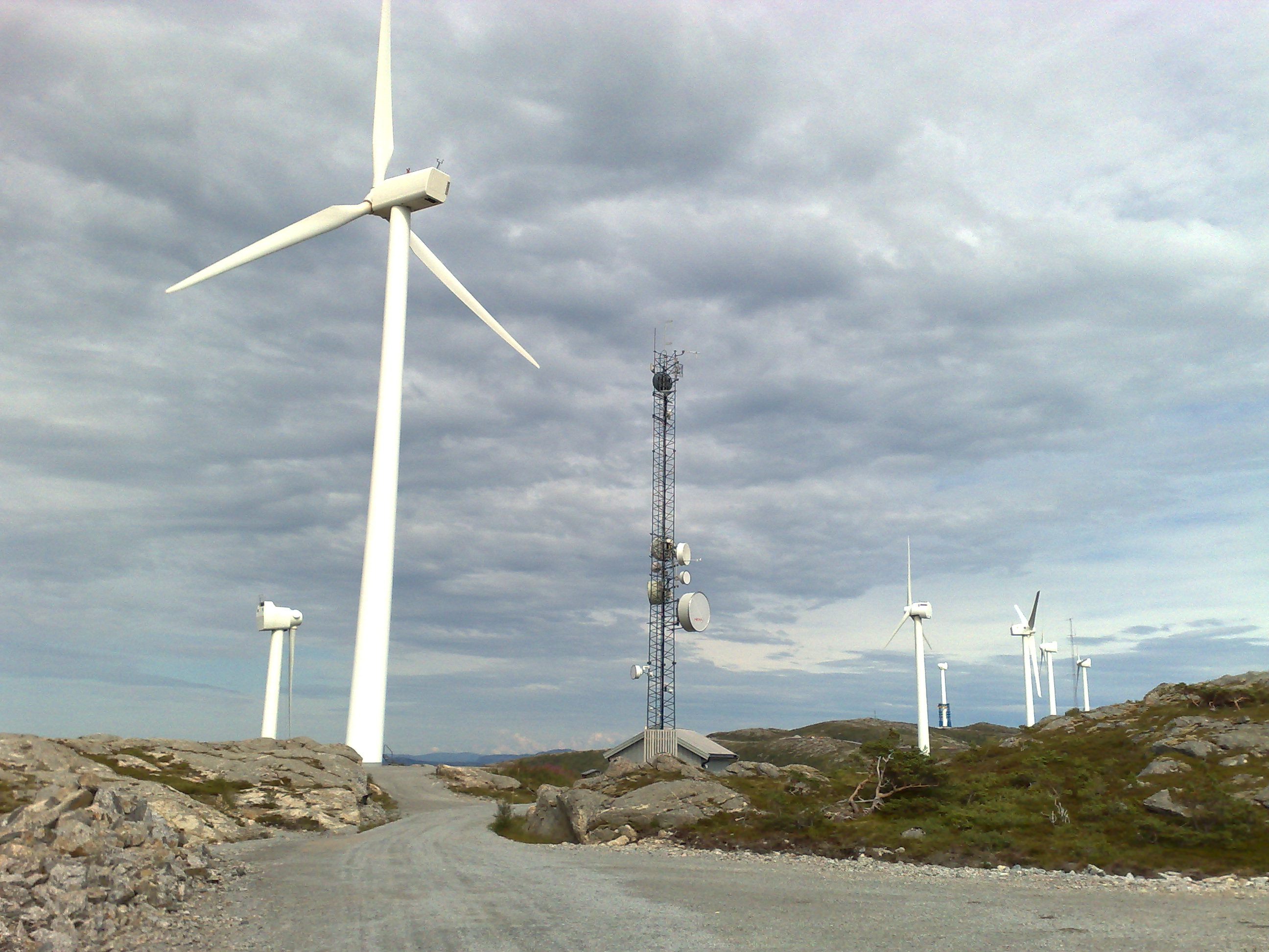 Wind turbines at Hundhammarfjellet in Trondelag, Norway