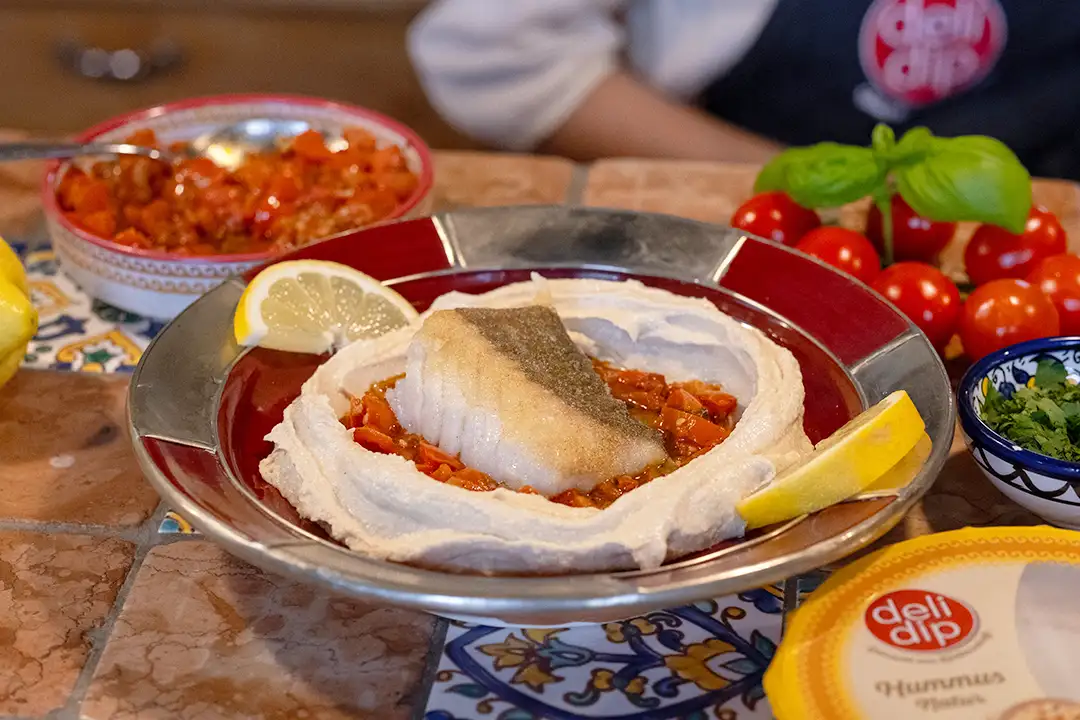 Hummus with fish