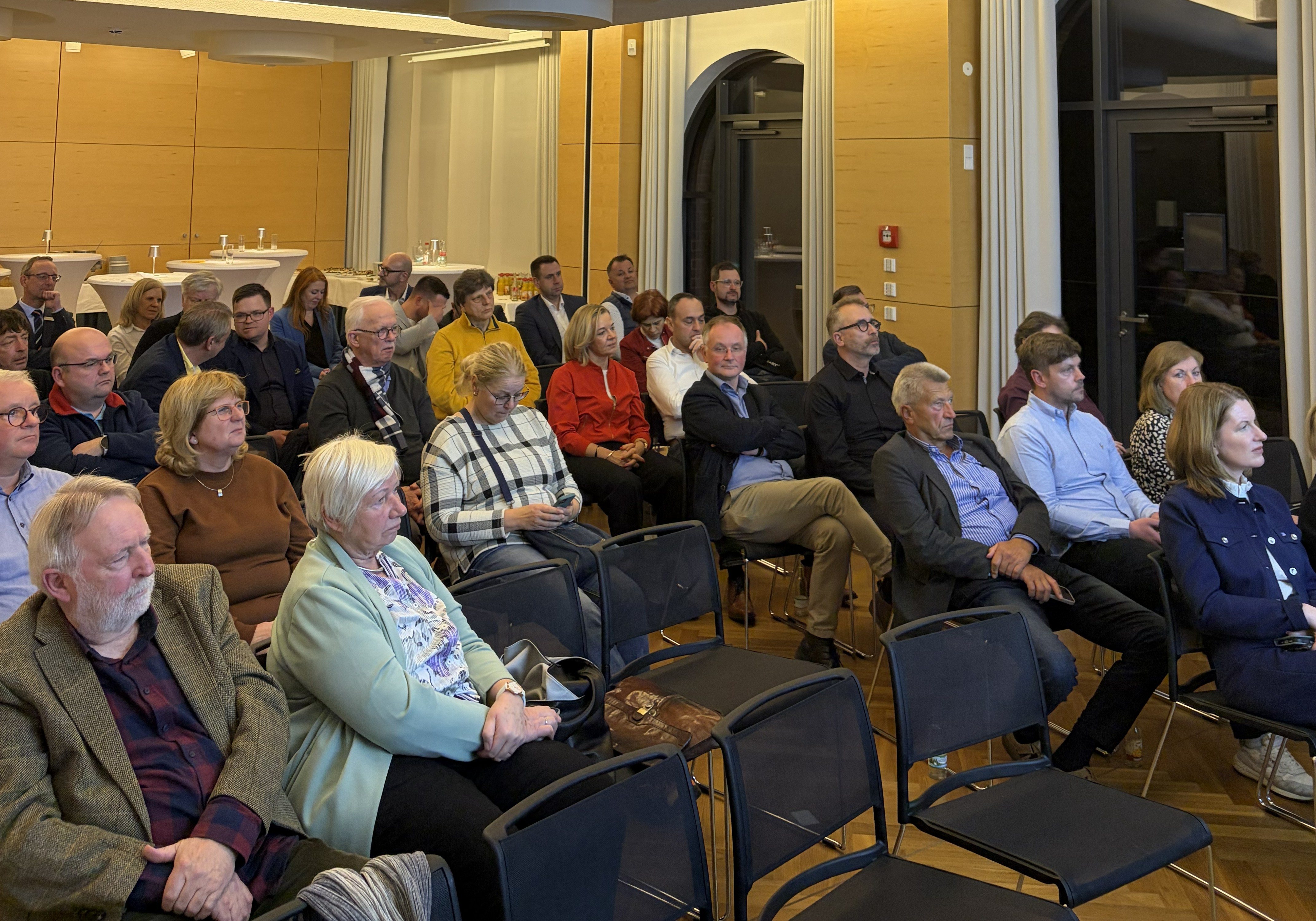 Erfolgreiche Auftaktveranstaltung zur Fachvortragsreihe 2026