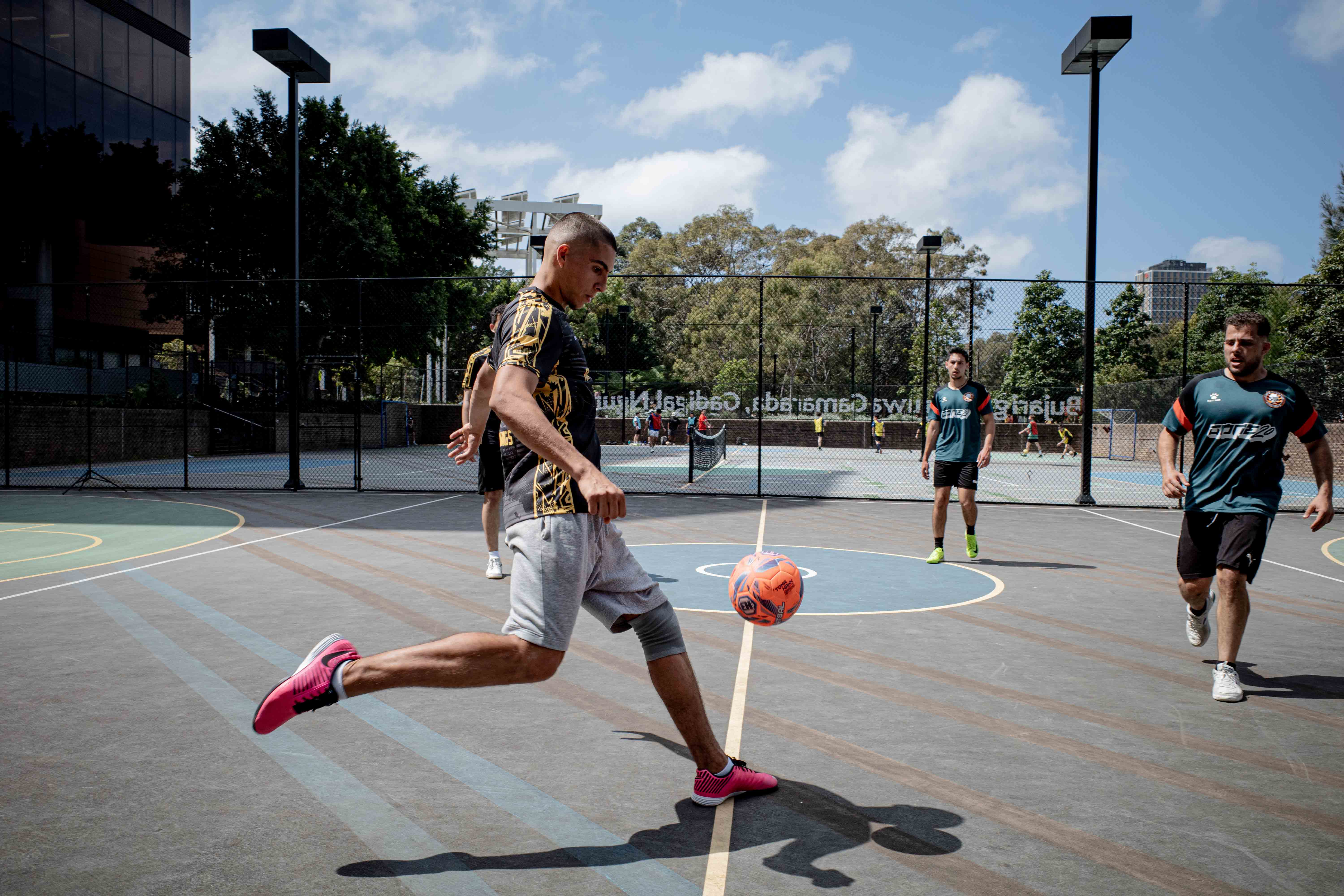 STREET FOOTBALL AUSTRALIA EVENT SHOWDOWN SYDNEY STREET CREW X FUTSAL KING 9