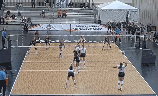 A libero in volleyball trying to dig