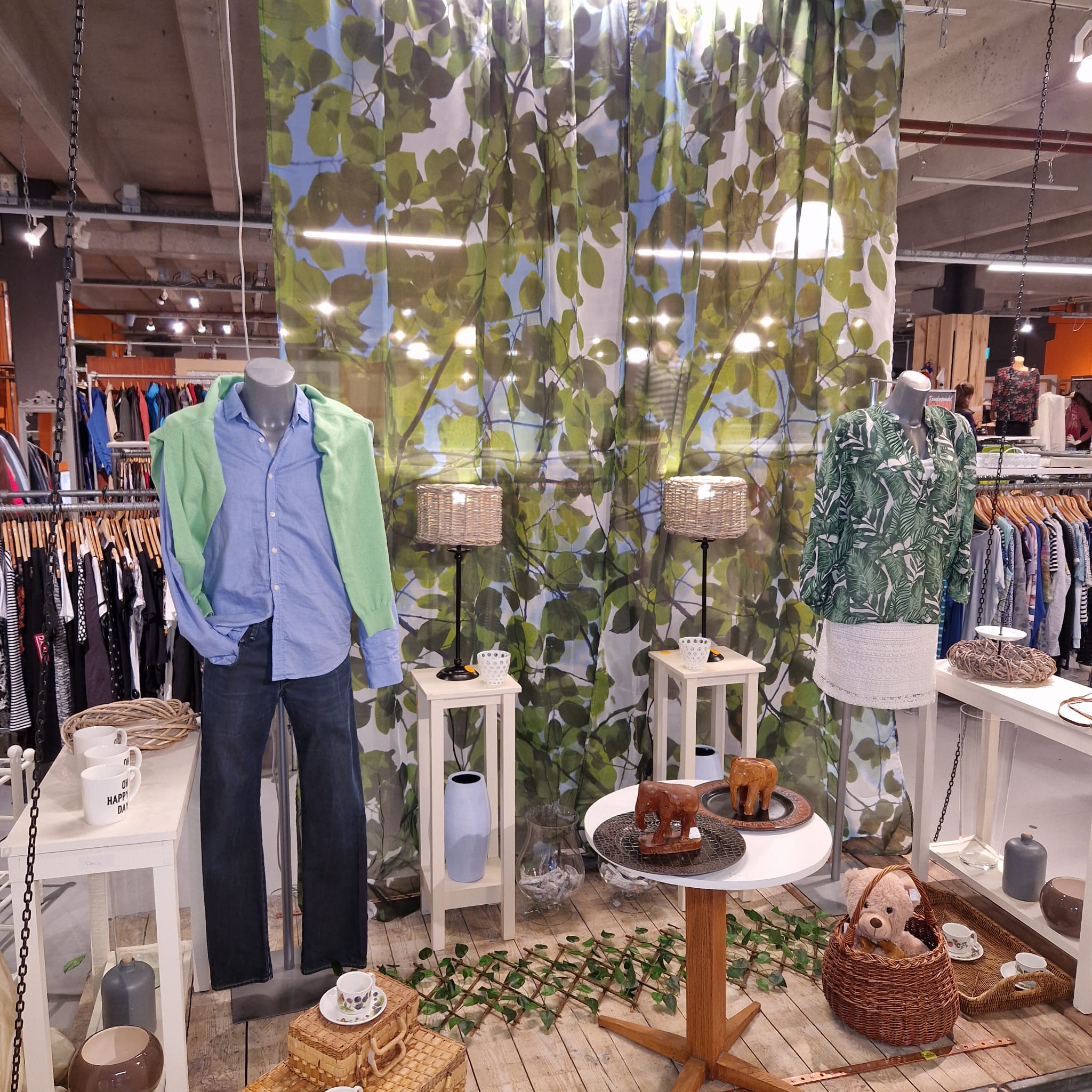 Visual merchandising presentatie in de winkel door Styling StudiJo