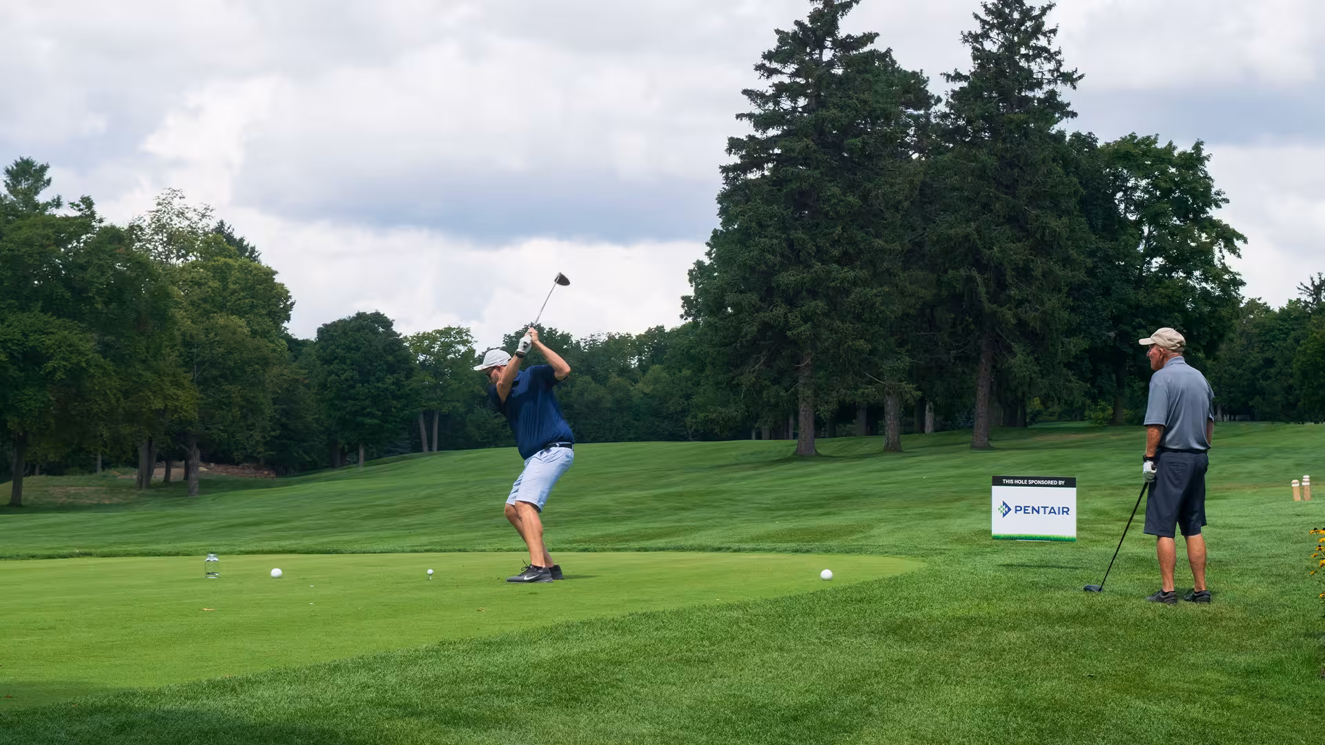 Photo from Metropolitan Pump's 50th Anniversary Charity Golf Tournament