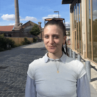 Nora Vuillemin gif