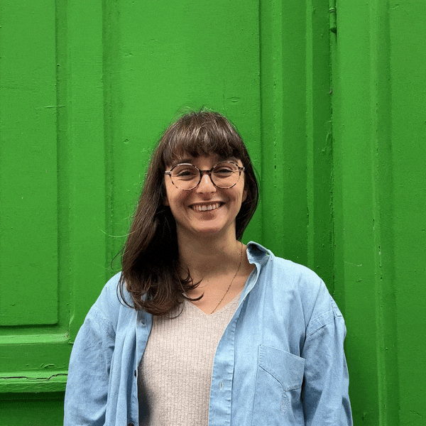 Charlotte Poulain gif