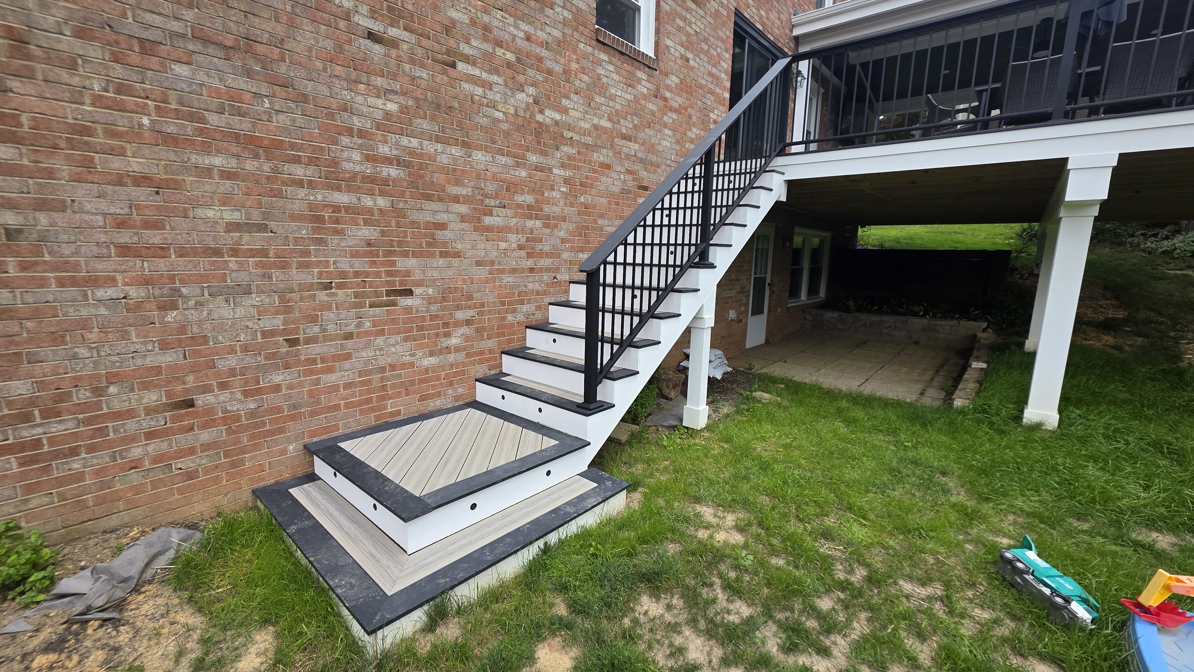 custom outdoor landing