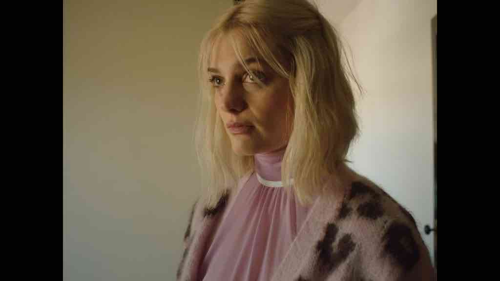 Girl In Miu Miu - Alison Sudol