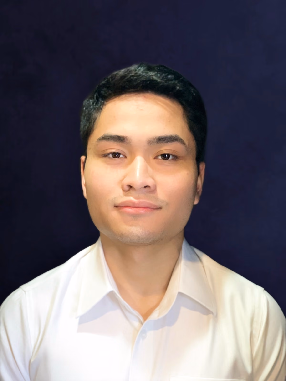 Irza, lulusan Bachelor of Business dari RMIT University, yang sukses lulus ujian CFA Level 1 bersama Edupac.