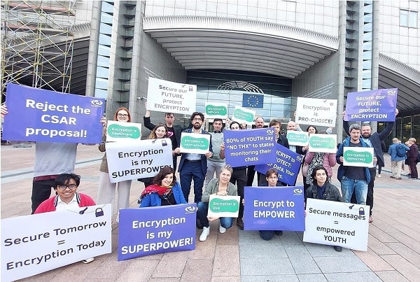 Activists from 13 European countries asking Members of the European Parliament to reject the CSAR proposal – Image source