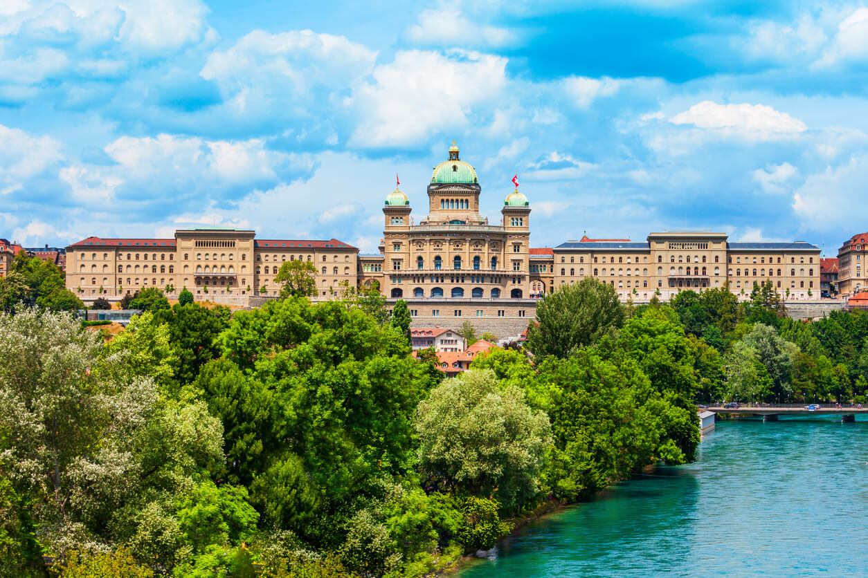 Transparenzregister Schweiz: Neue Pflichten für Unternehmen ab 2026