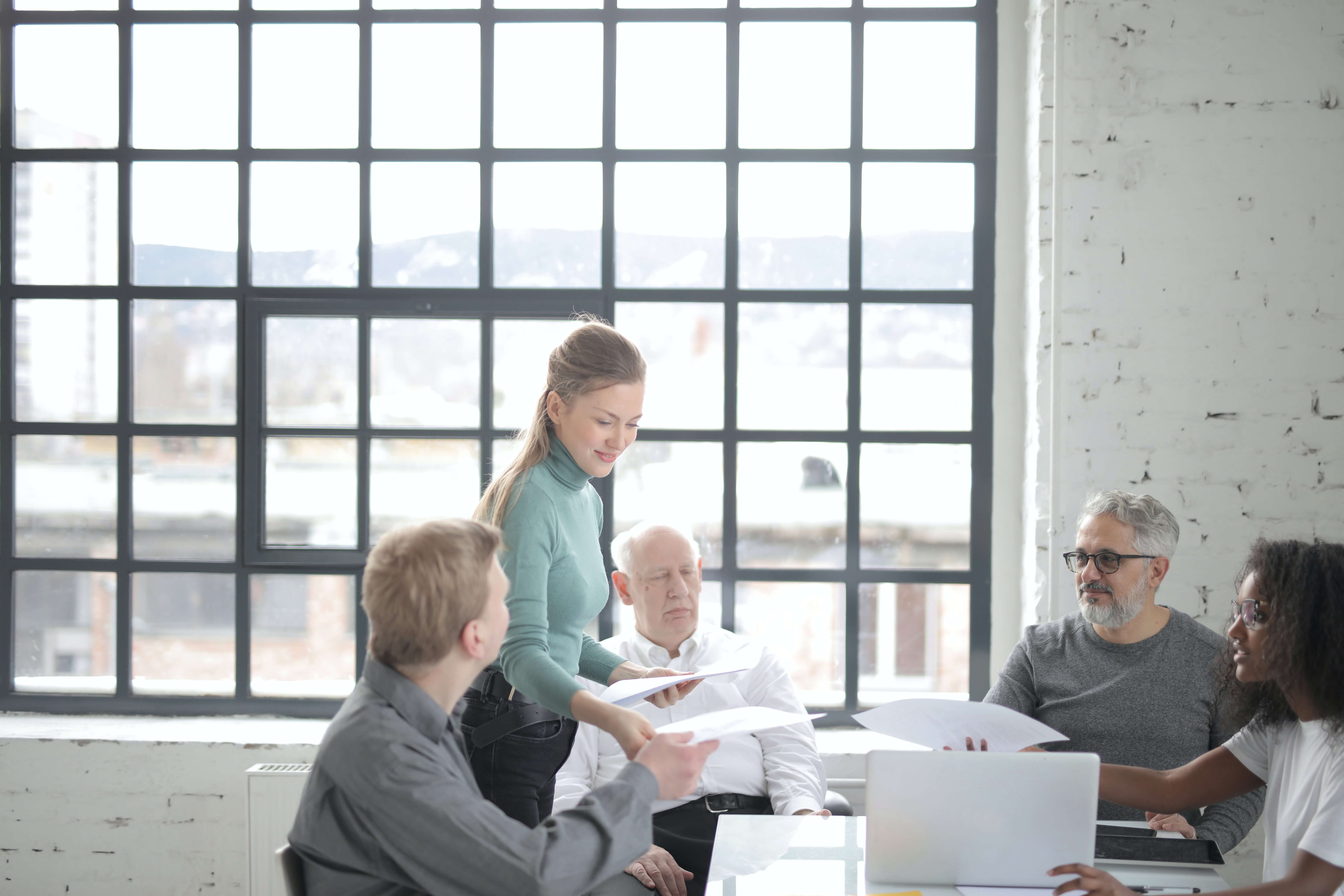 Deficits and risks of accounting