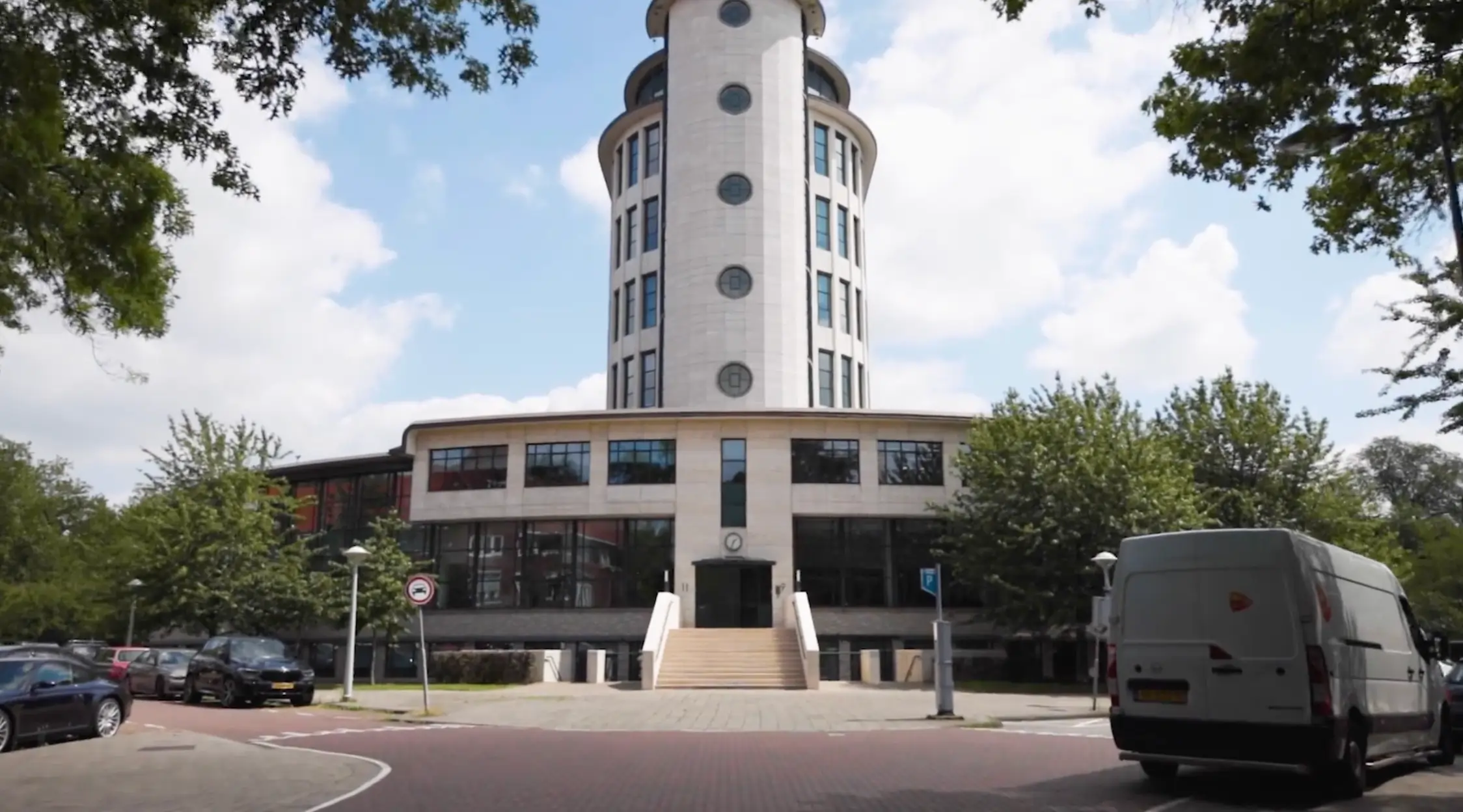 Apollo House