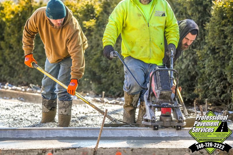 Solving Asphalt Edge Cracking Problems in Westerville Properties