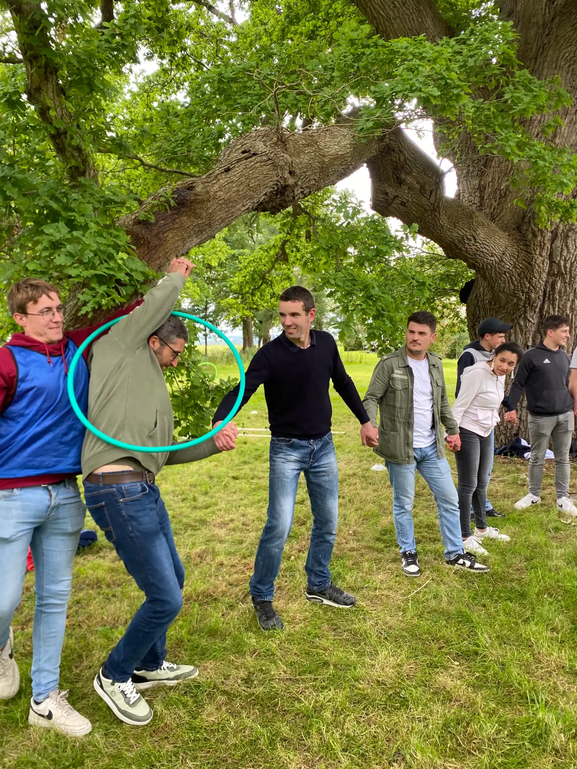 Team-building cohésion : Olympiades et défis en équipe