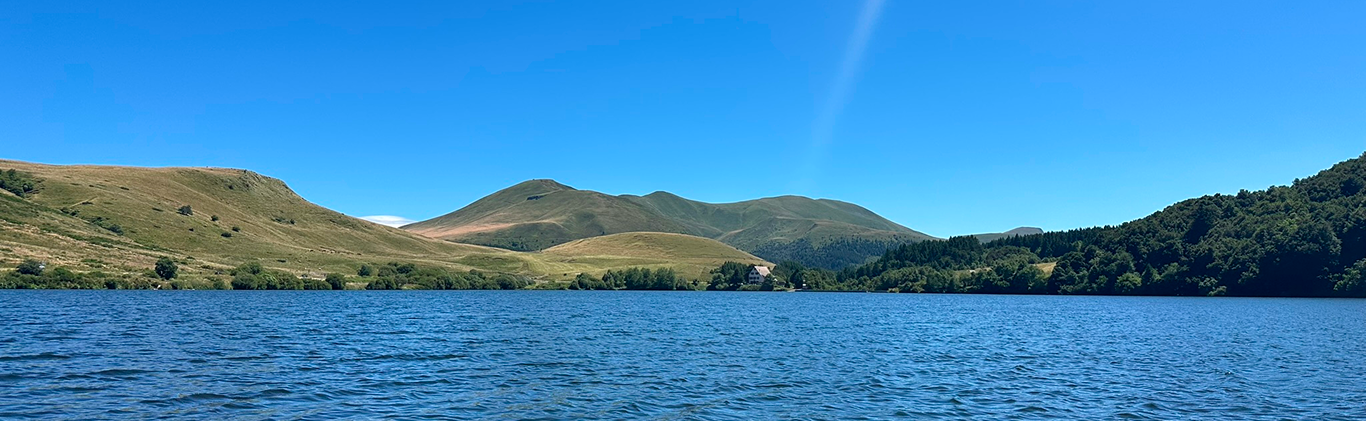 Séminaire d'entreprise en été au bord de l'eau