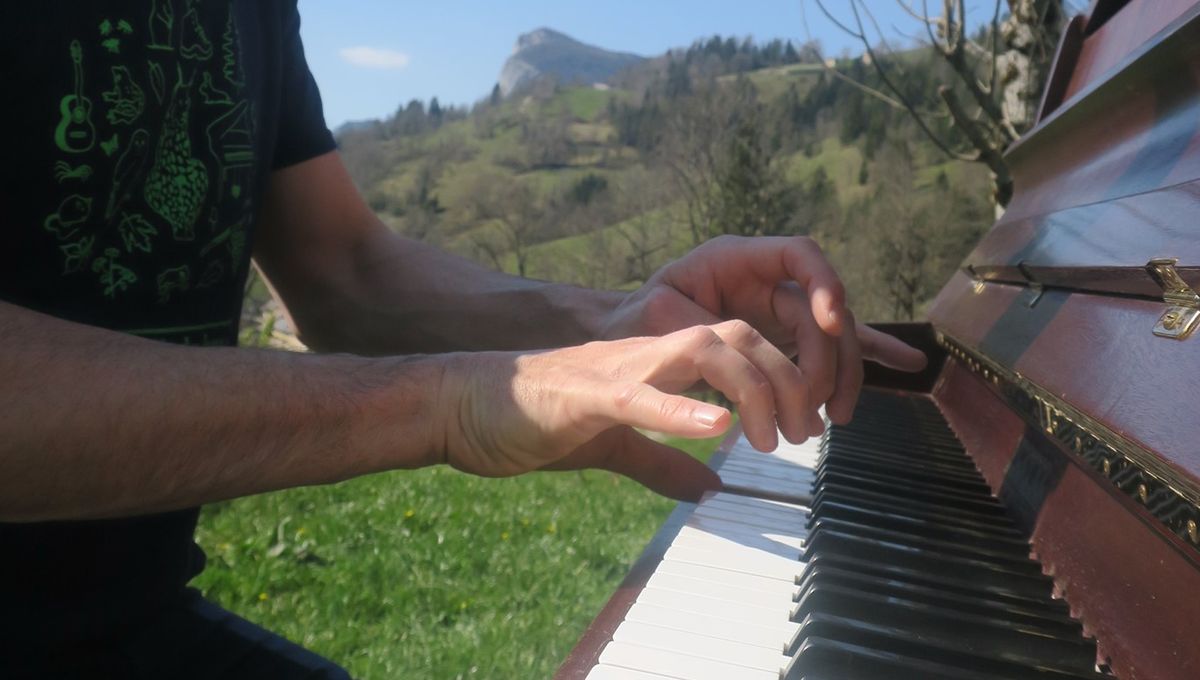 Rando-piano en exrtérieur