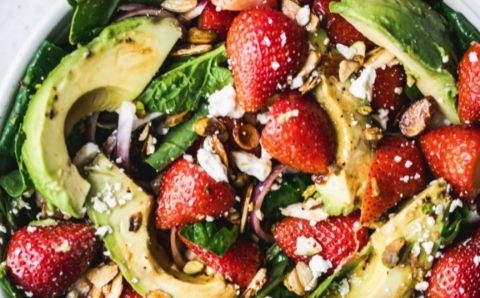 Summer Strawberry Spinach Salad with Avocado