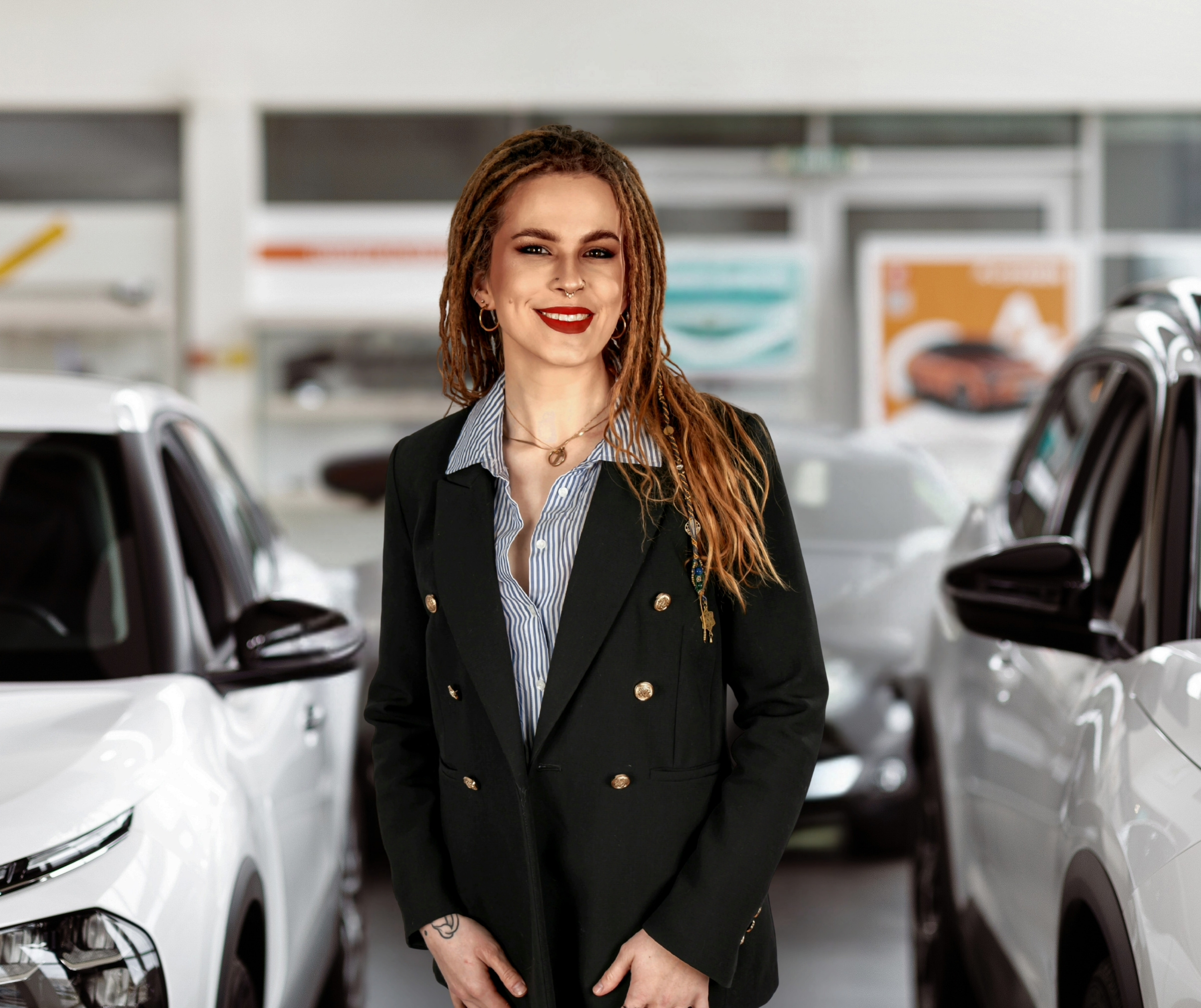 Emily car buying service image laptop