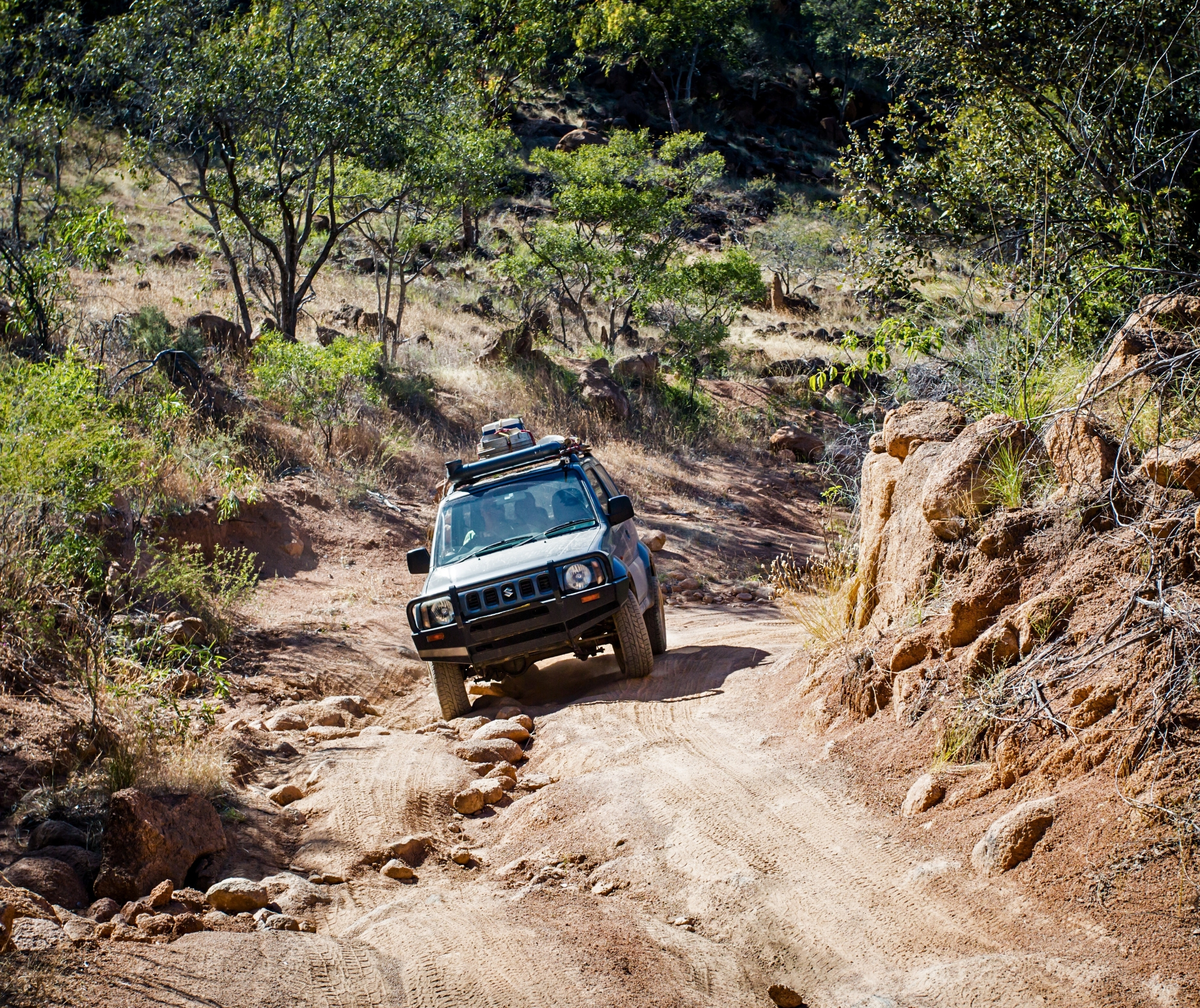 4x4 car buying service image slider laptop