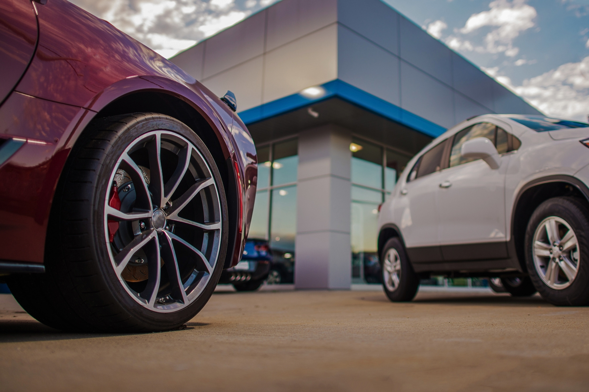 Car low angle image Phone buying service slider