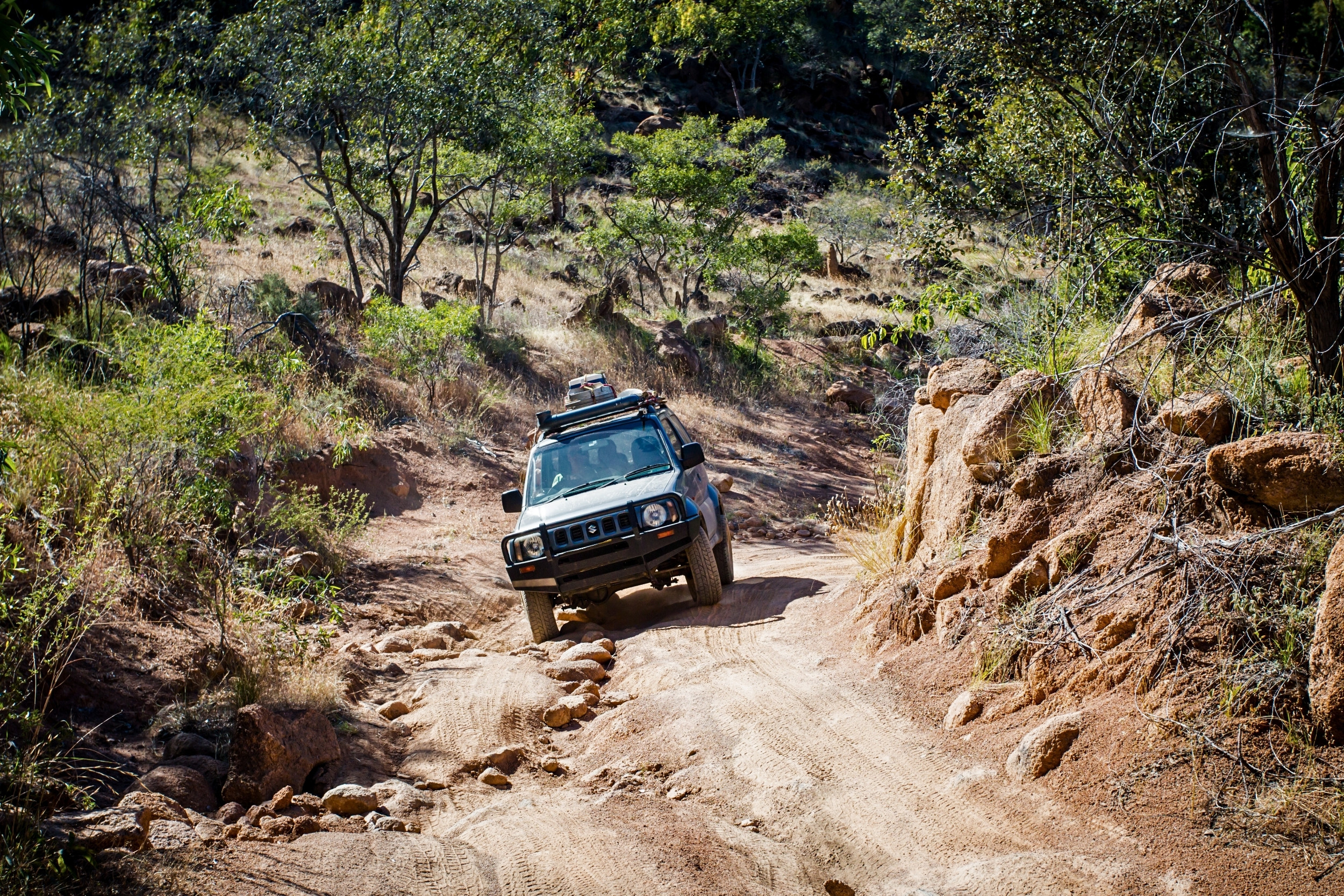 Buying Service slider image phone 4x4