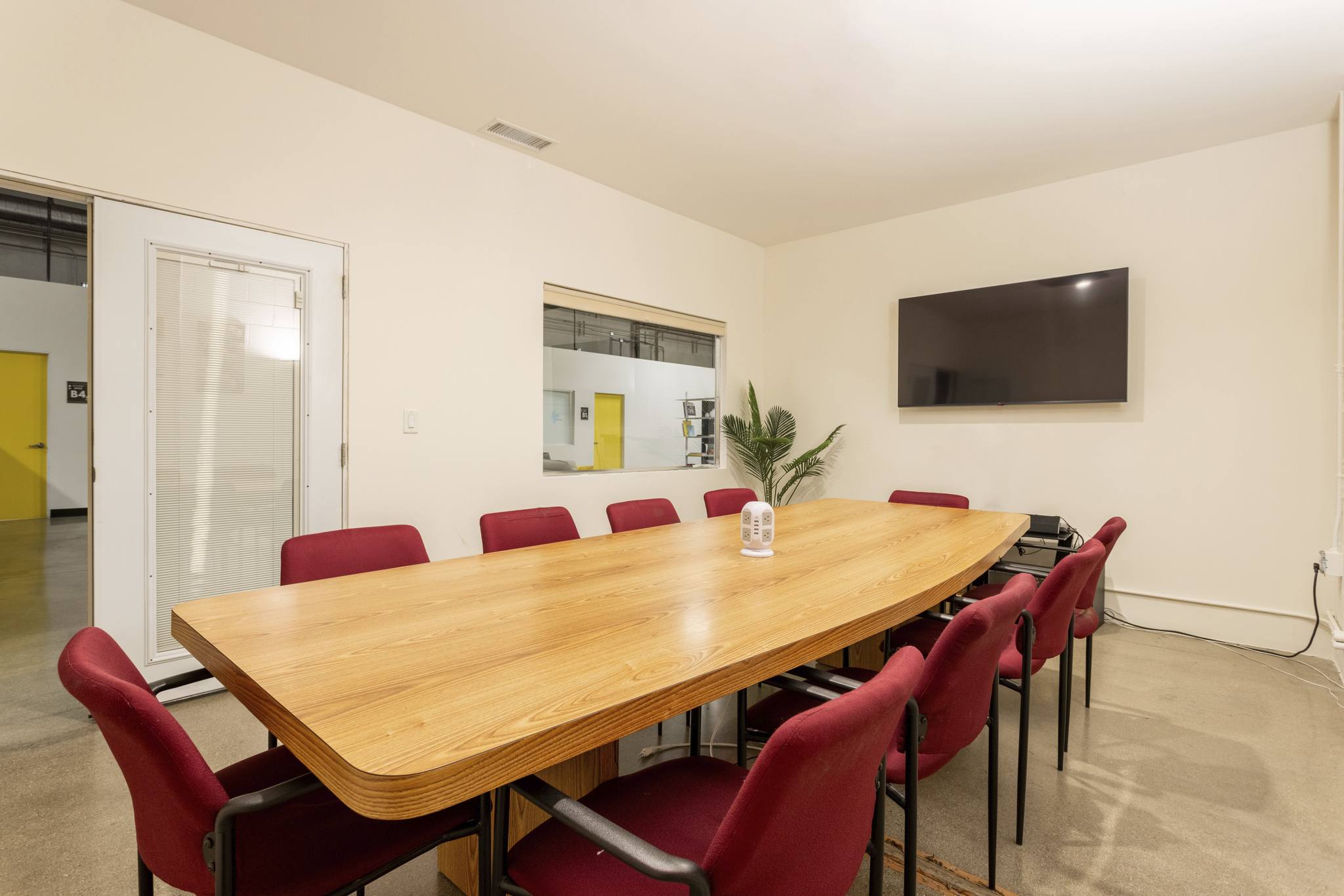 Hype Studio Stage B-VIP-Conference-Room