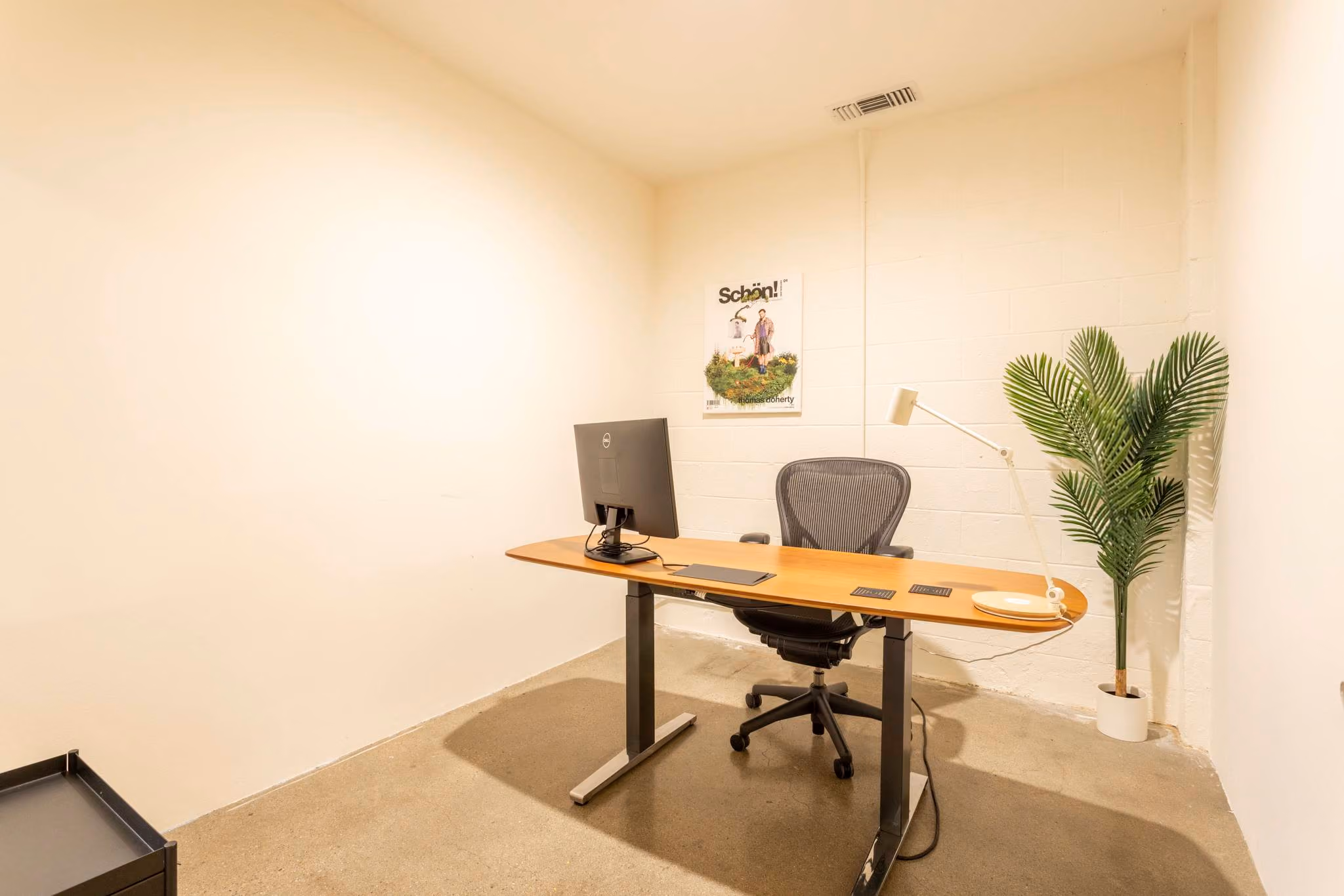 Hype Studio Stage B-Private Office-Room Inside