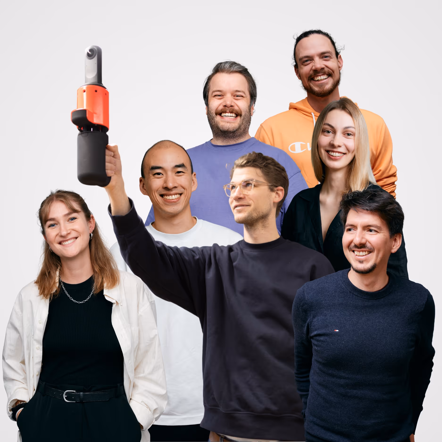 Teil des Lumoview-Teams mit dem LumoScanner als Lösung für digitale Gebäudevermessung
