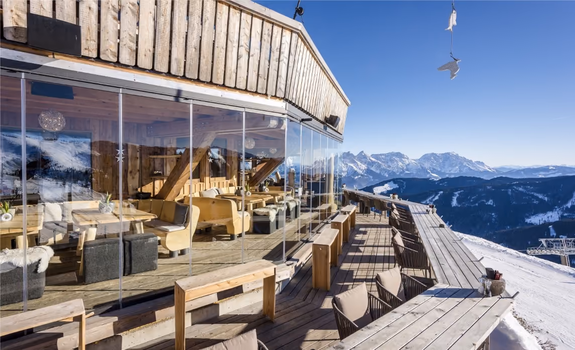 Außenterrasse Saalbach-Hinterglemm Event Brands & Agencies WINTER SUMMIT