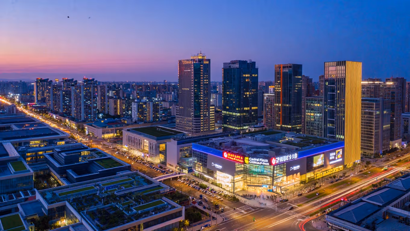 who made the multiple nuclei model