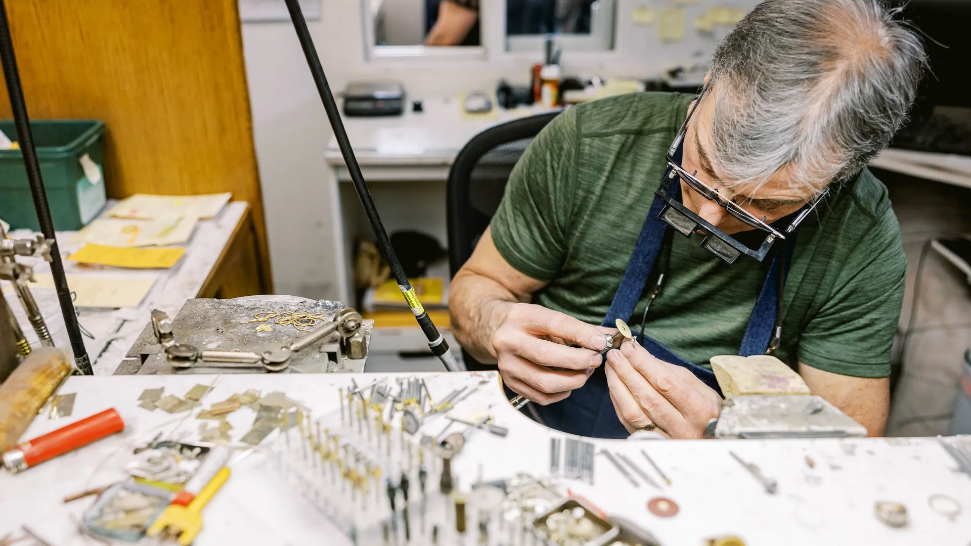 BTS with master goldsmith from Bonita Rose | Baylii Branding