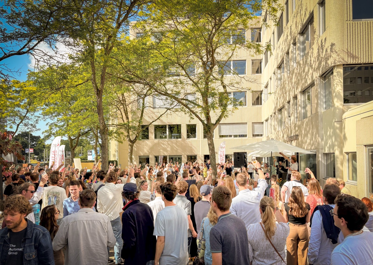 Dotslash Summer BBQ 2025: zon, netwerken en feest!