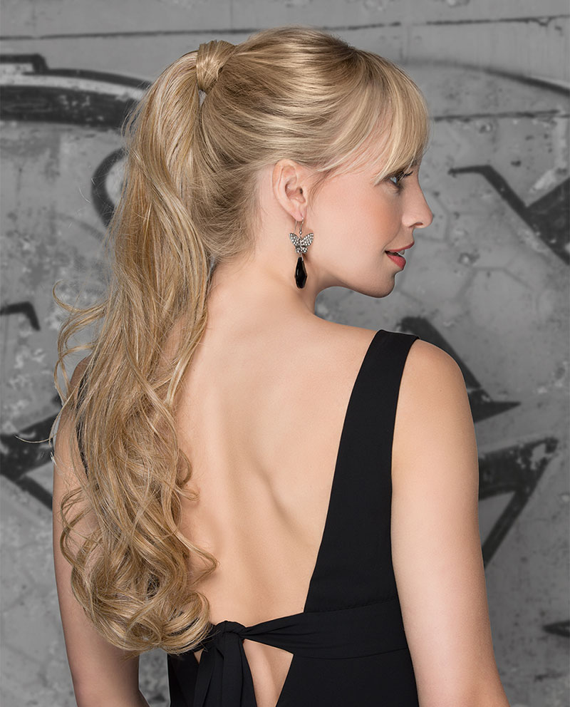 Haarteile und Topper bei Hairworld Salzburg