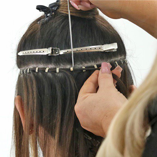 So funktionieren Hand Tied Extensions