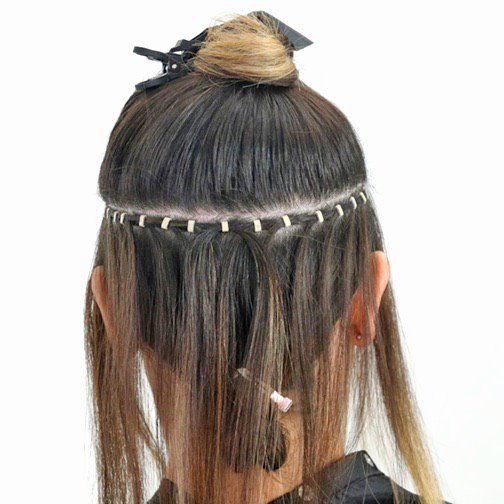 So funktionieren Hand Tied Extensions