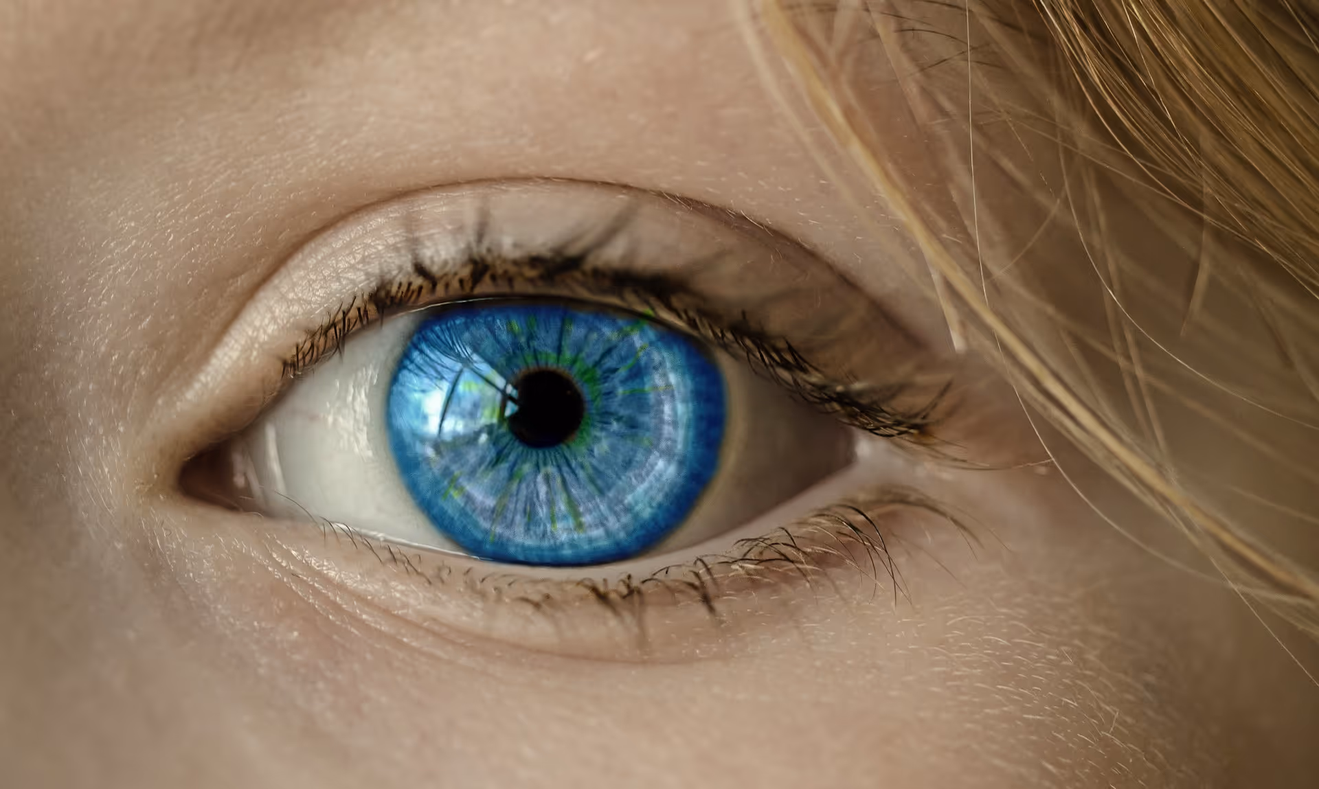 Fashion marketing that grabs your audience's eye...