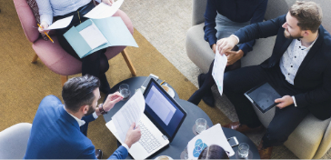 Meeting space Los Angeles is designed to bring ideas to life. Perfect setting for team huddles, client meetings & much more.