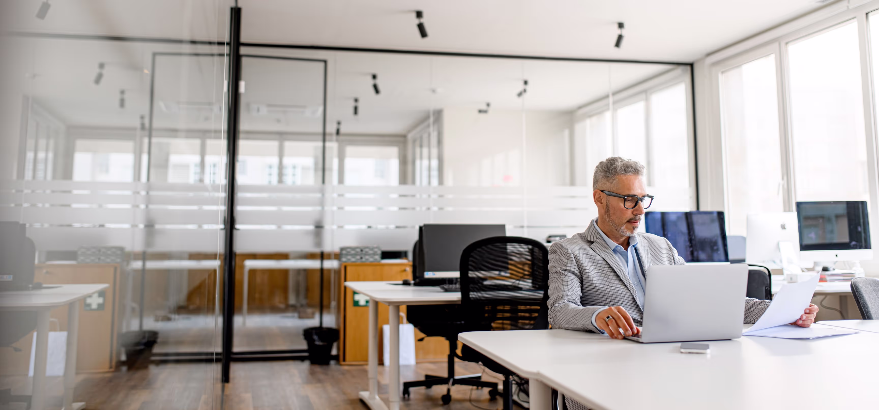 Private office space Jersey City venues are for growing teams seeking privacy and collaboration or for a large team looking for the best workspace solutions.