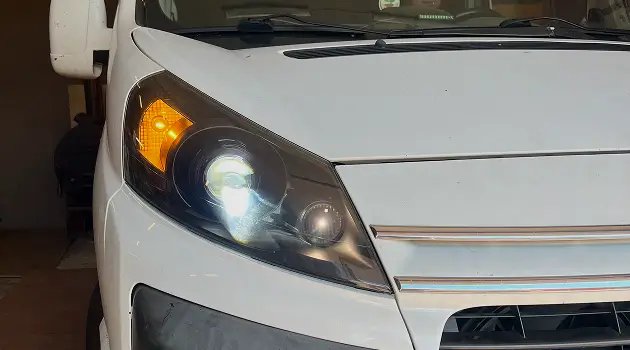 Конструкція bi-led модулів 