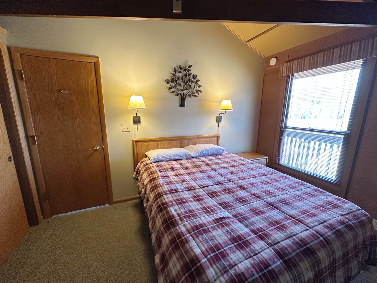 Bedroom at Eagle River Treehouses