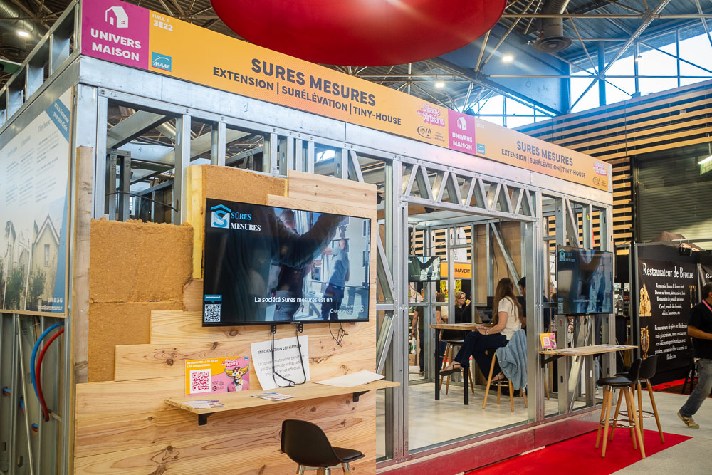 Stand Sûres Mesures et tiny house SMARTY à la Foire de Lyon 2025