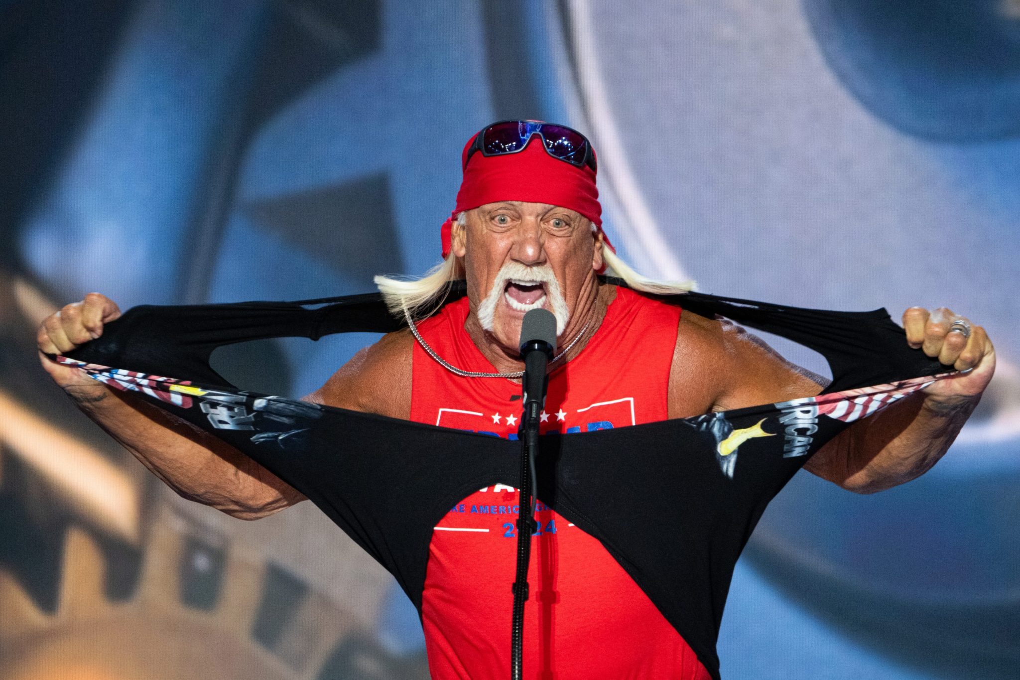 Hulk Hogan’s death could be bad news for Hooters