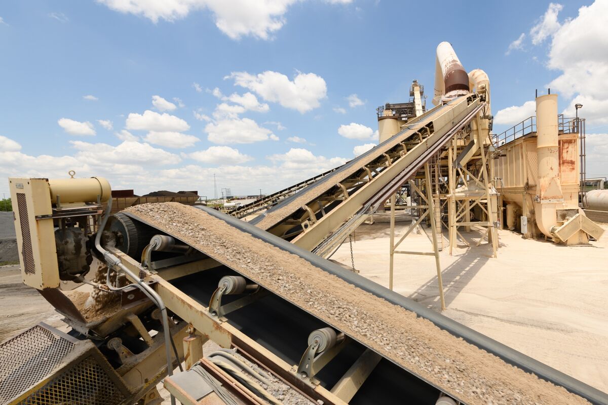 CRH Strikes $2.1 Billion Deal for Eco Material in Green Push