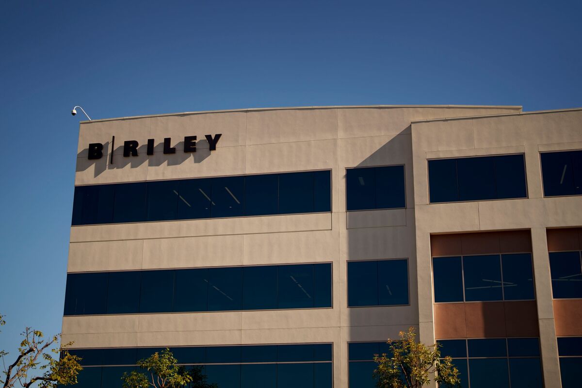 B. Riley Sets Date to Post Report Covering Overdue 2024 Results