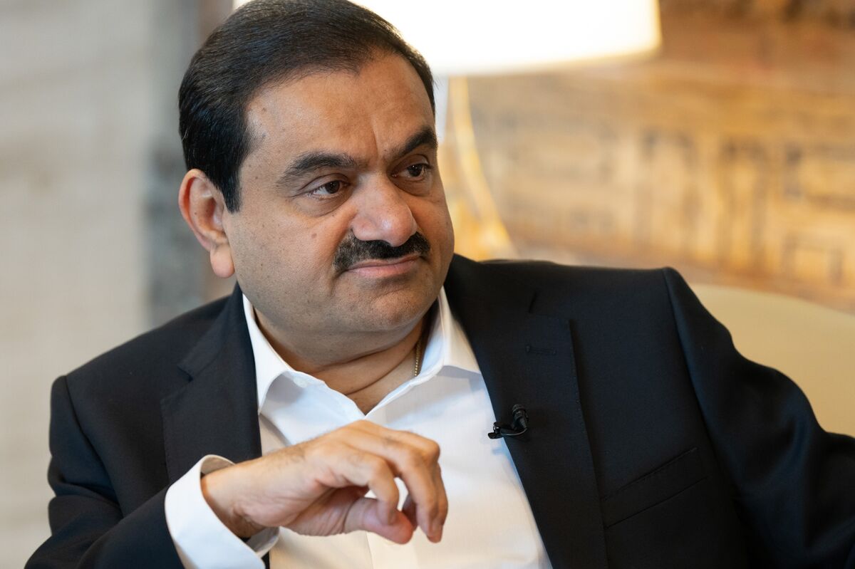 Adani, Ambani Hunt for Chinese Tech as Ties Warm on US Tariffs