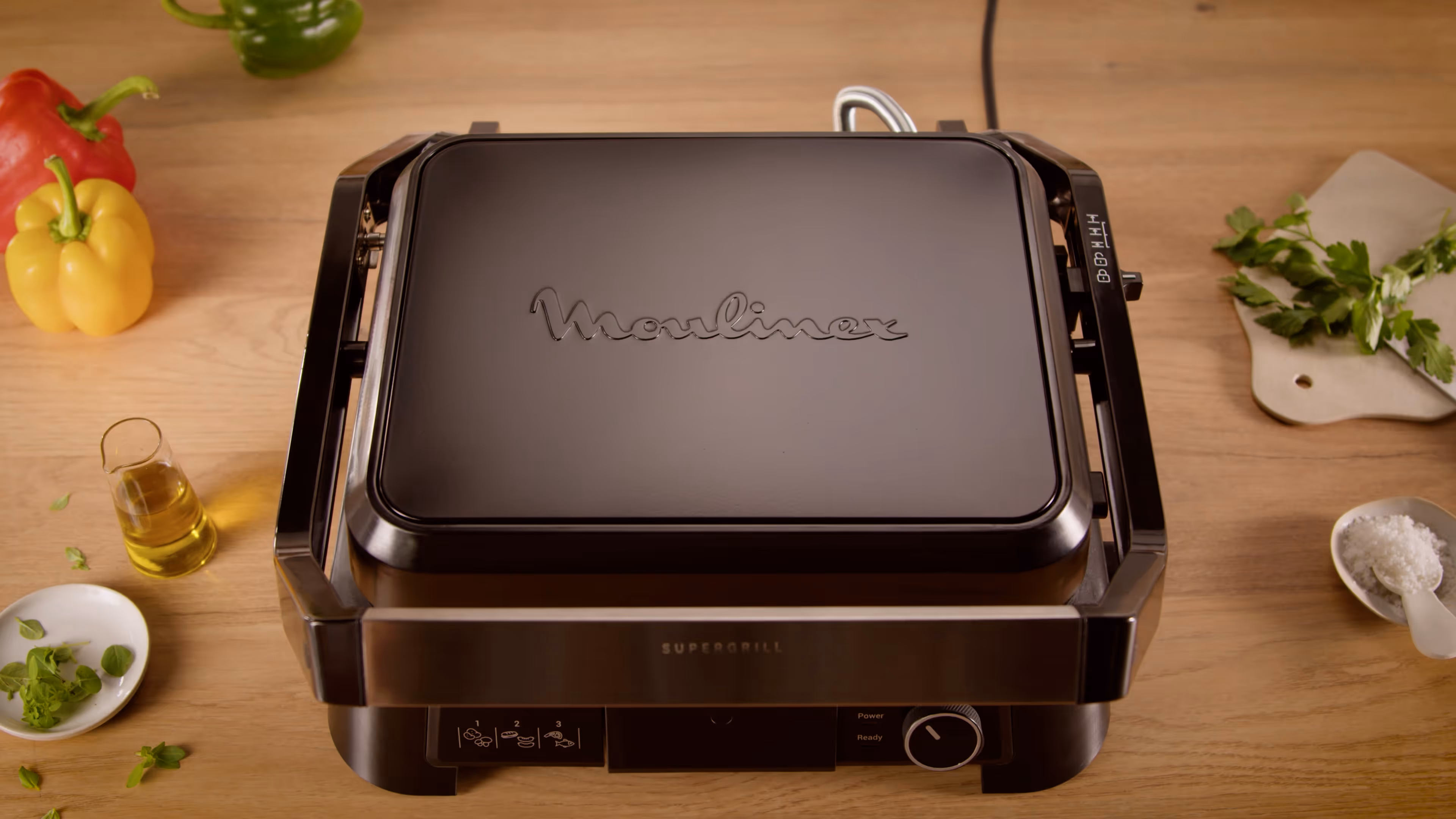 Miniature YouTube Moulinex Supergrill — visuel packshot dynamique FabFood