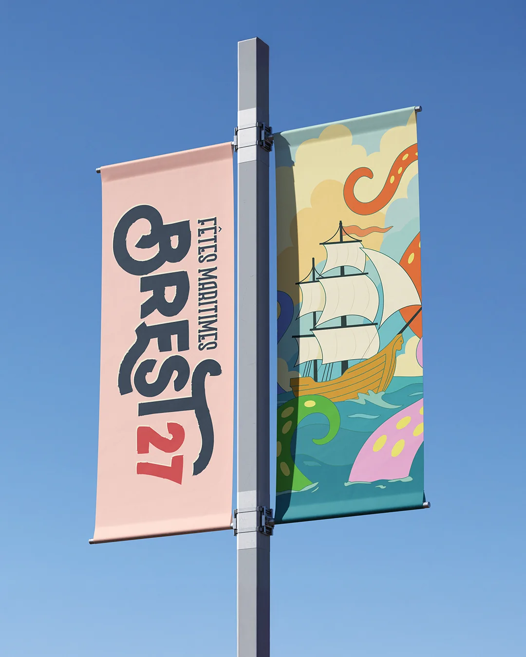 Kakémonos Brest 27 sur un mât, concept graphique de l'agence Apollo