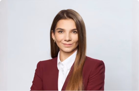 Katarzyna Bedka, aplikantka radcowska w kancelarii BCW, z doświadczeniem w negocjacjach i przygotowywaniu dokumentacji prawnej w sprawach cywilnych i gospodarczych.